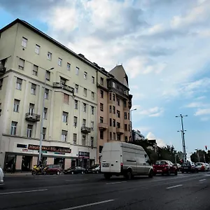Westend Albergue
